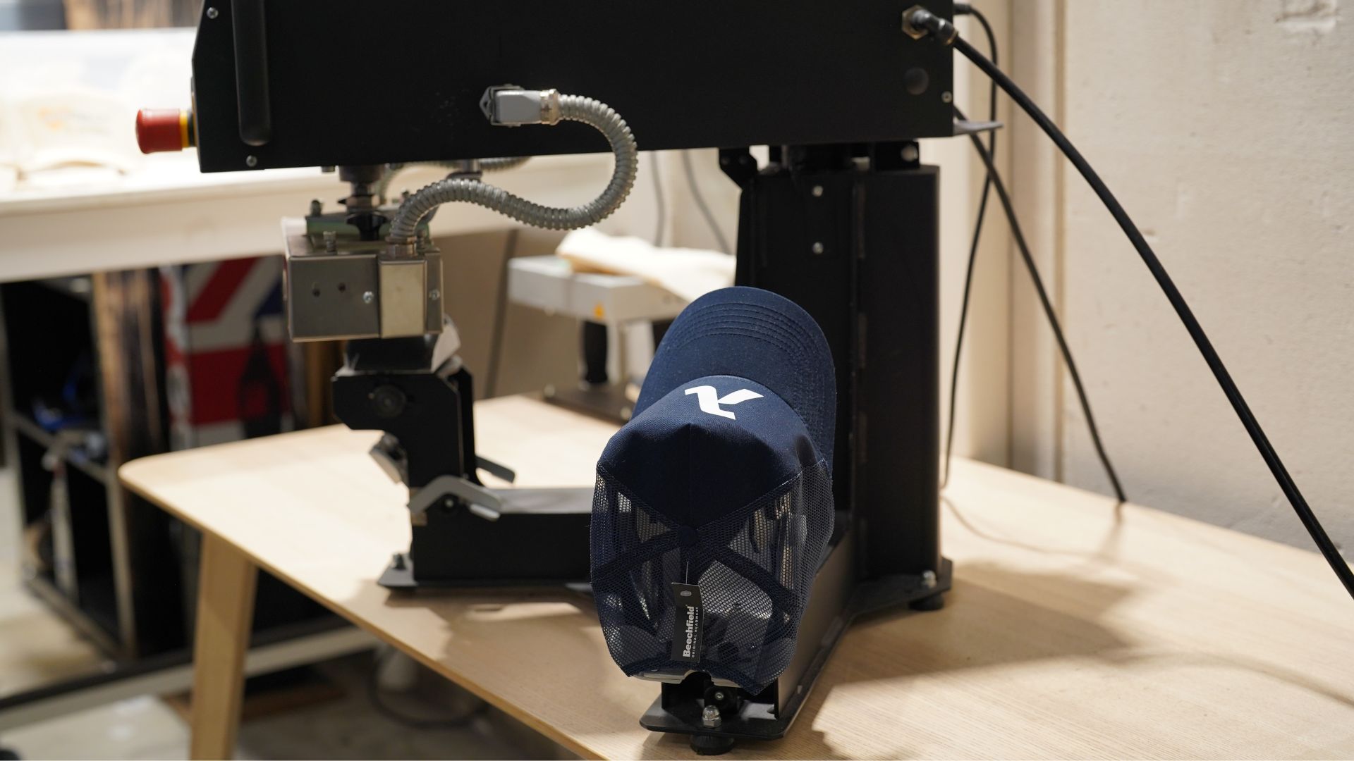 Flocage sur une casquette trucker pour un restaurant