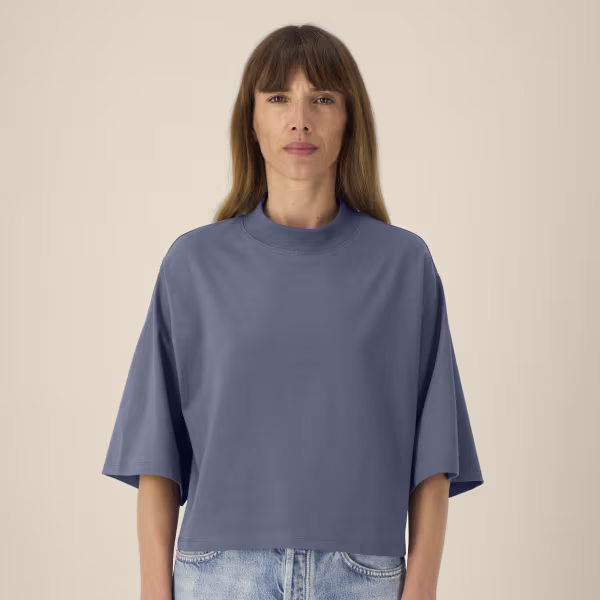 Crop top Stella Raya en coton recyclé en couleur Blue Grey de la collection 2026 Stanley/Stella