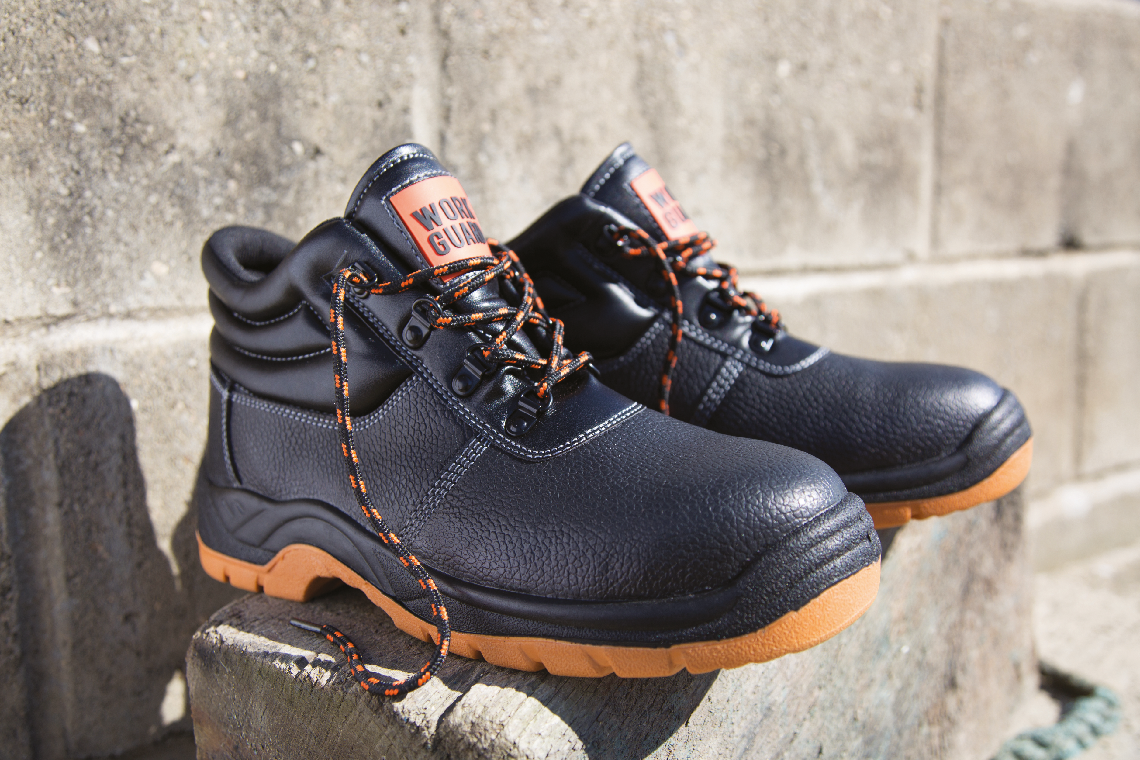 Chaussure R340X en cuir - Homme